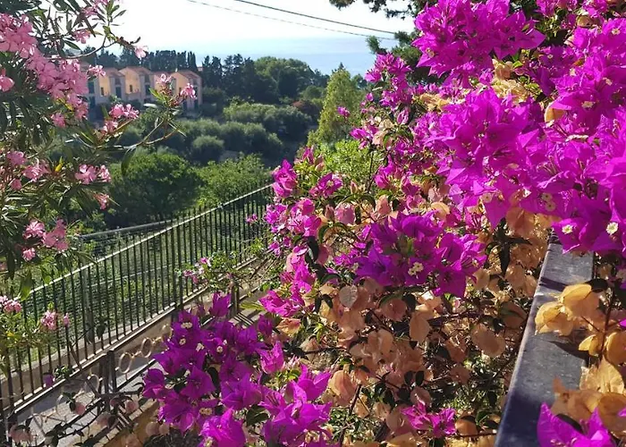 Rosetta Villa Cefalù