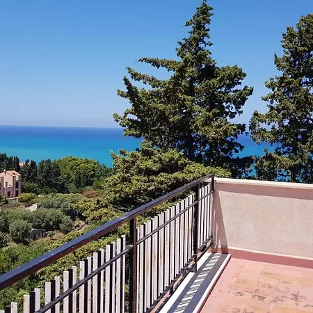 Rosetta Villa Cefalù